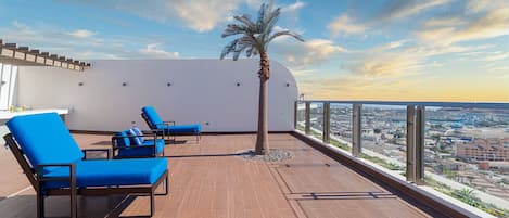 Apartment, Mehrere Betten, Terrasse (Sonoran Star One 1706 - Full) | Terrasse/Patio