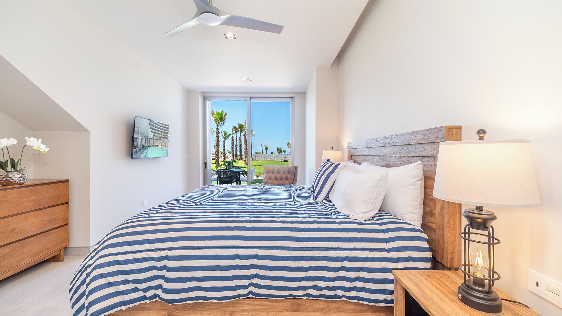 3 عدّة غرف نوم وبديكورات فريدة لكل غرفة وطراز فريد لكل وحدة