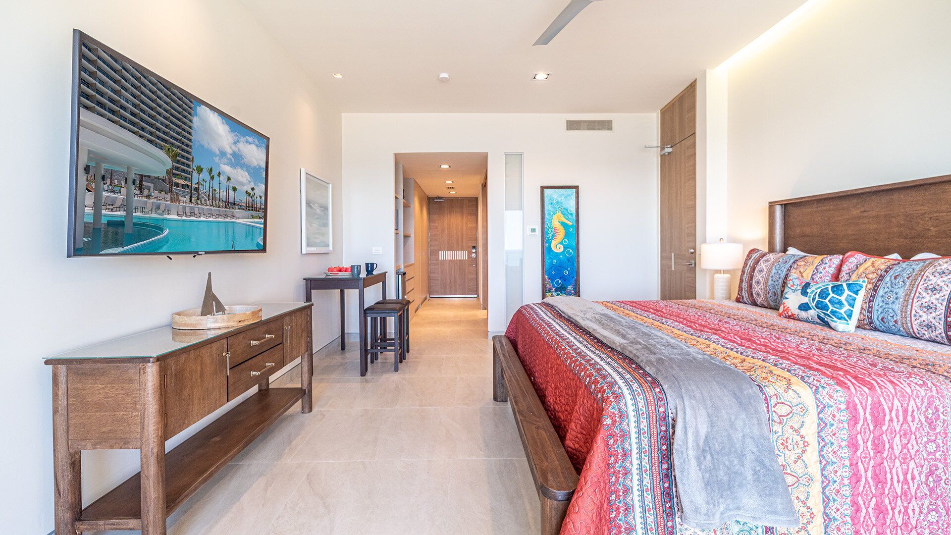 Condo, 1 cama King size, balcón (Sonoran Star One 605-Hotel Room) | 1 habitación, decoración personalizada y muebles diferentes 