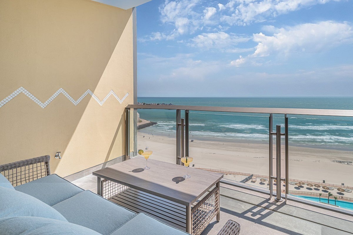 Condo, 1 King Bed with Sofa bed, Balcony (Sonoran Star One 1601-Hotel Room)