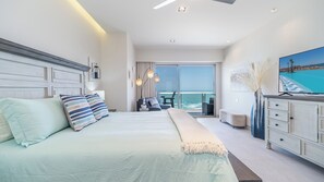 Appartement, 1 kingsize bed met slaapbank, balkon (Sonoran Star One 1601) | 1 slaapkamer, individueel gedecoreerd, individueel gemeubileerd