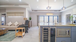 House, Berbilang Katil, Balcony, Garden View (Casa Especial) | Dapur peribadi | Meja makan