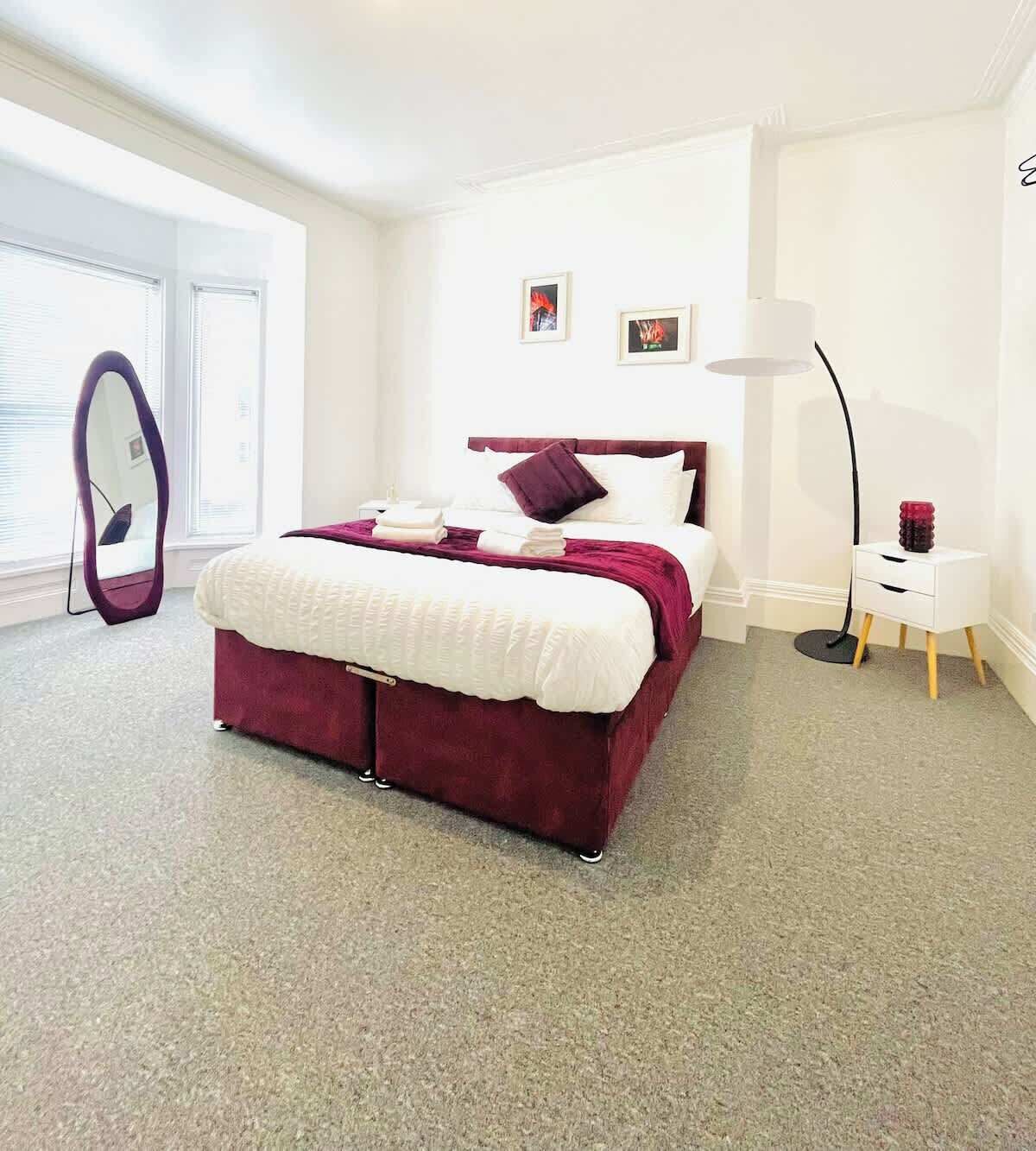 1 bedroom, iron/ironing board, WiFi, bed sheets