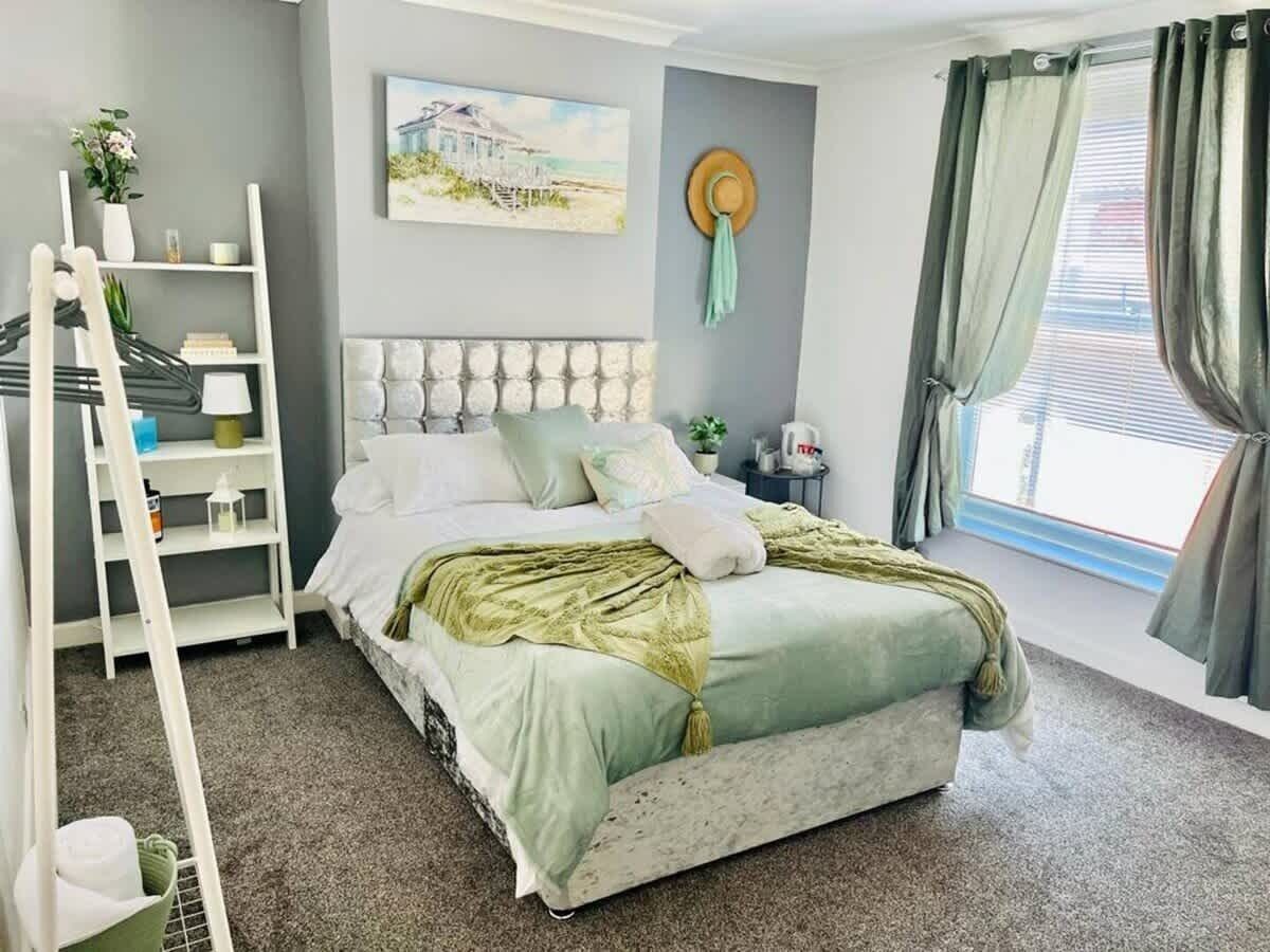 Bügeleisen/Bügelbrett, WLAN, Bettwäsche