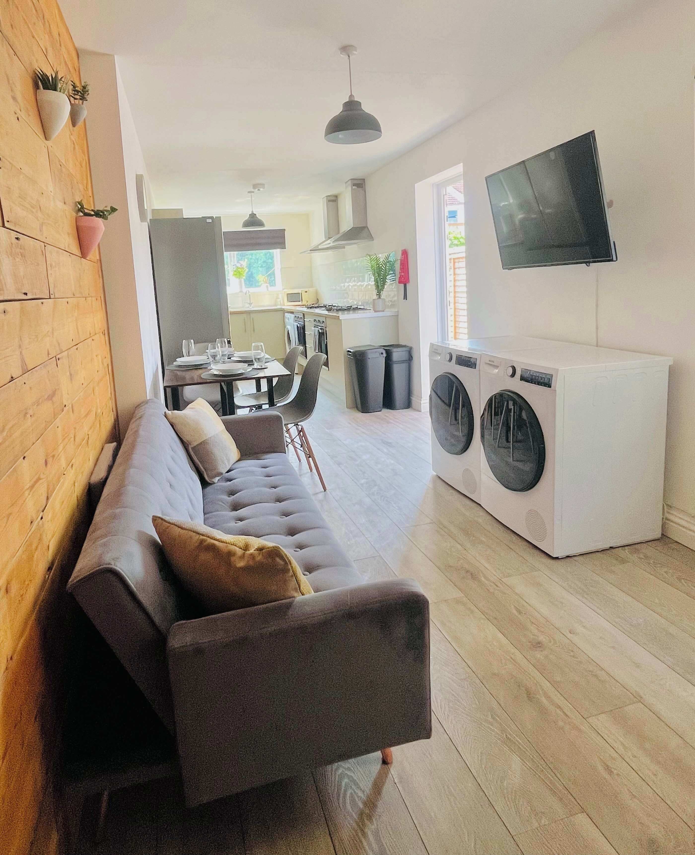 Fernseher, Arbeitsbereiche