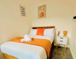 Bügeleisen/Bügelbrett, WLAN, Bettwäsche