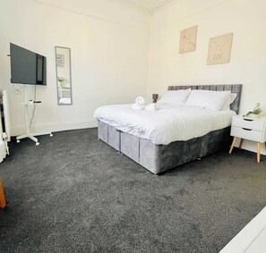 Bügeleisen/Bügelbrett, Bettwäsche