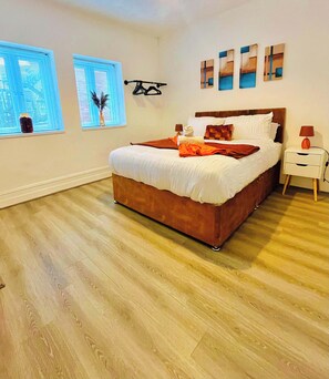 1 Schlafzimmer, Schreibtisch, Bügeleisen/Bügelbrett, WLAN