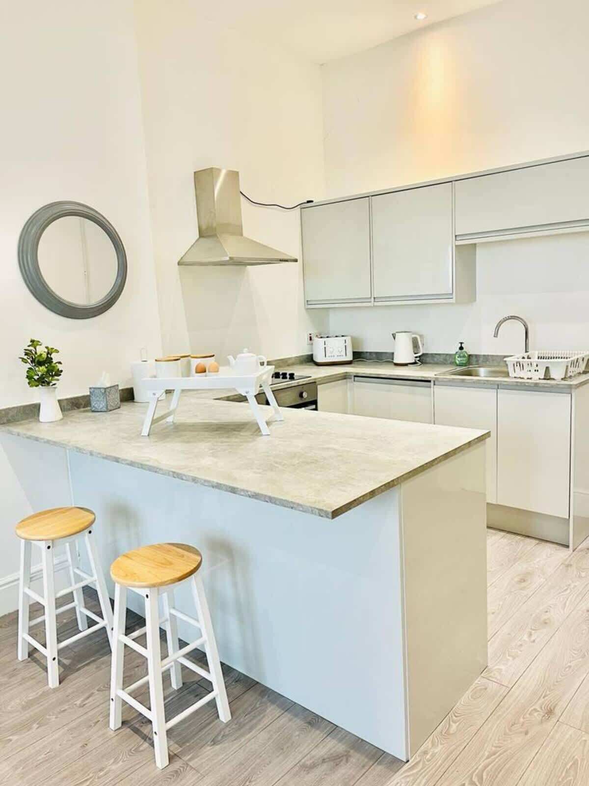 Fridge, microwave, oven, toaster