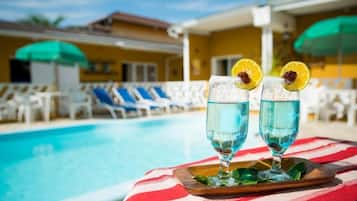 15 piscinas al aire libre
