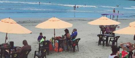 Plage à proximité, 10 bars de plage