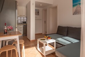 Living area - Casita Lola - Sunny Apartment in the closed complex with a swimming pool. (Costa Calma)
