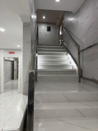 Interior. air hotel aviacion