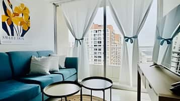 Apartment | Living area | 33-inch Smart TV with digital channels