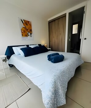 City Apartment | Individually decorated, individually furnished, free WiFi