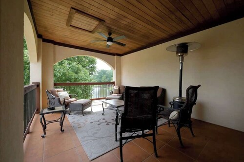 Lakeside Veranda Villa - 2Bed/2Bath in Cuscowilla