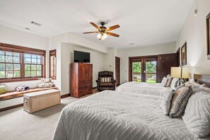 Iron/ironing board, WiFi, bed sheets - Waterside Villa- 2BR-2B in Cuscowilla (Eatonton)