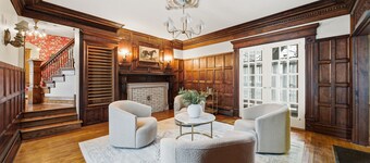 Spacious 5BR Historic Home in Downtown Marion