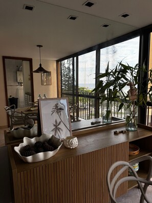 Interior - Oceanfront 2-Bedroom Apartment in Barra da Tijuca (Rio de Janeiro)