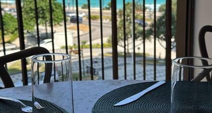 Oceanfront 2-Bedroom Apartment in Barra da Tijuca
