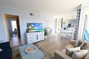 TV, books - Sandpiper Cove Unit 2042  One Bedroom (Destin)
