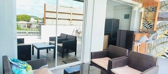 A peaceful and modern space designed for rest and recharge Stunning sunrise view