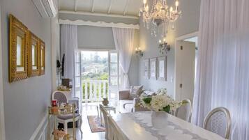 Suite Premium, vista a la montaña | Interior