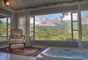 Premium Suite, Mountain View | Free WiFi