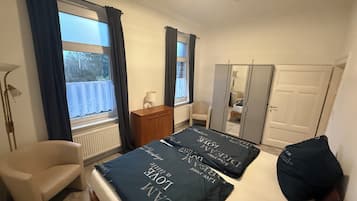 3 bedrooms, iron/ironing board, travel cot, free WiFi