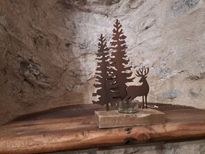 Interior detail - Mountain Living Experience in the historic center of Oulx, authentic alpine style (Oulx)