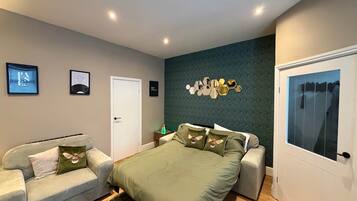 2 Schlafzimmer, Bügeleisen/Bügelbrett, WLAN, Bettwäsche