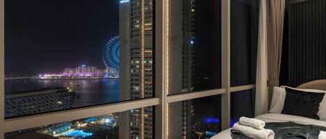 Iron/ironing board, free WiFi