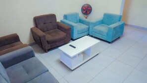 Living area - LUNARIS HOMES (Kigali)