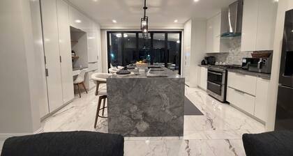 Private 5 Bedroom Oasis in Prestigious Valsayn North - Prime Location
