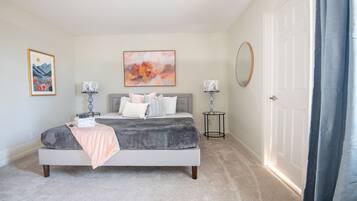 熨斗/熨衣板、免费 WiFi、床单