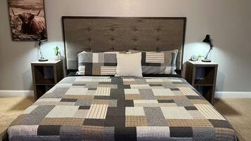 4 bedrooms, iron/ironing board, travel crib, WiFi (free)