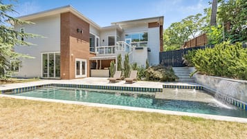 Rumah | 4 kamar tidur