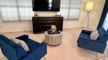 Nhà | 6 phòng ngủ