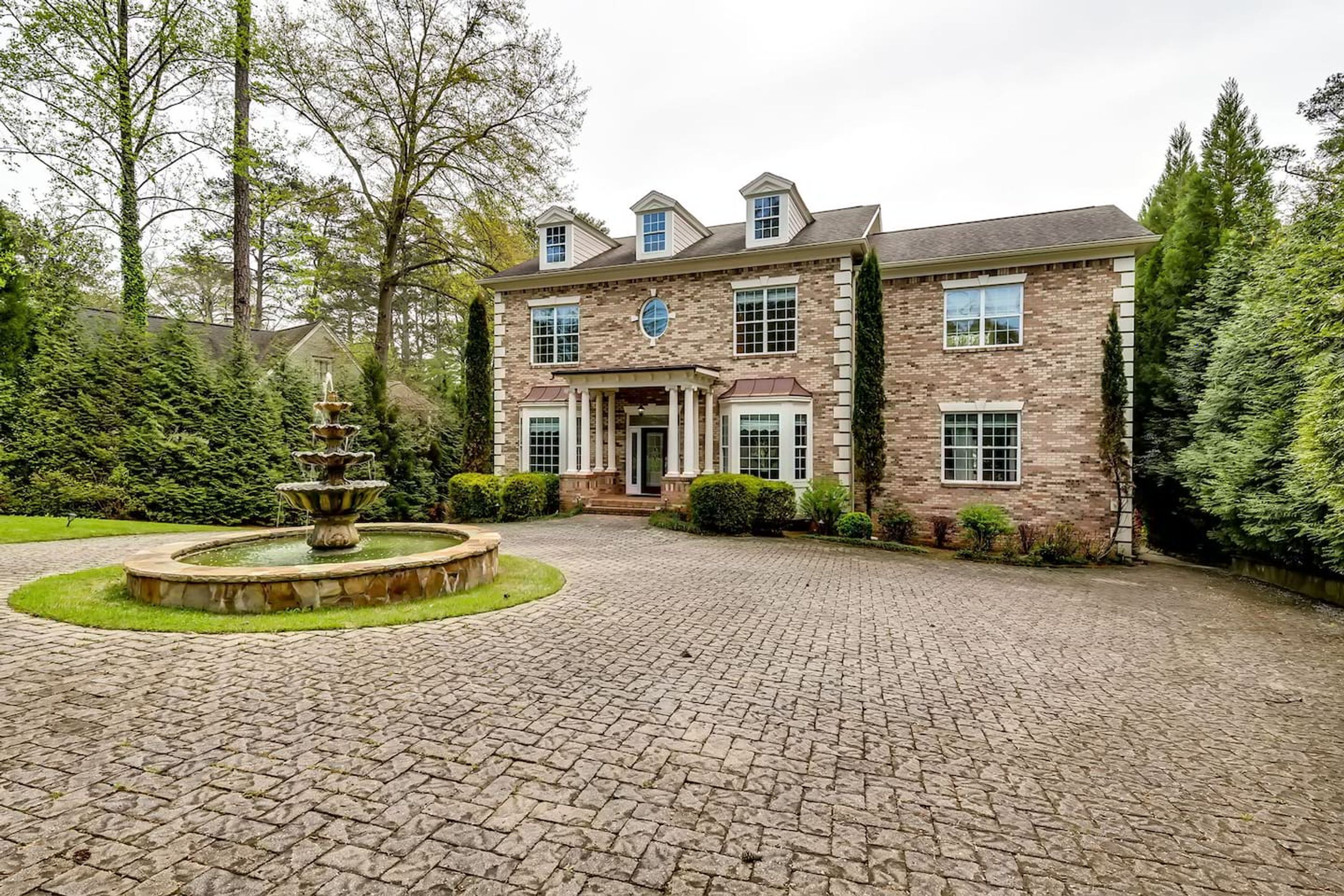 Nhà | 6 phòng ngủ 