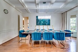 Nhà | 6 phòng ngủ 