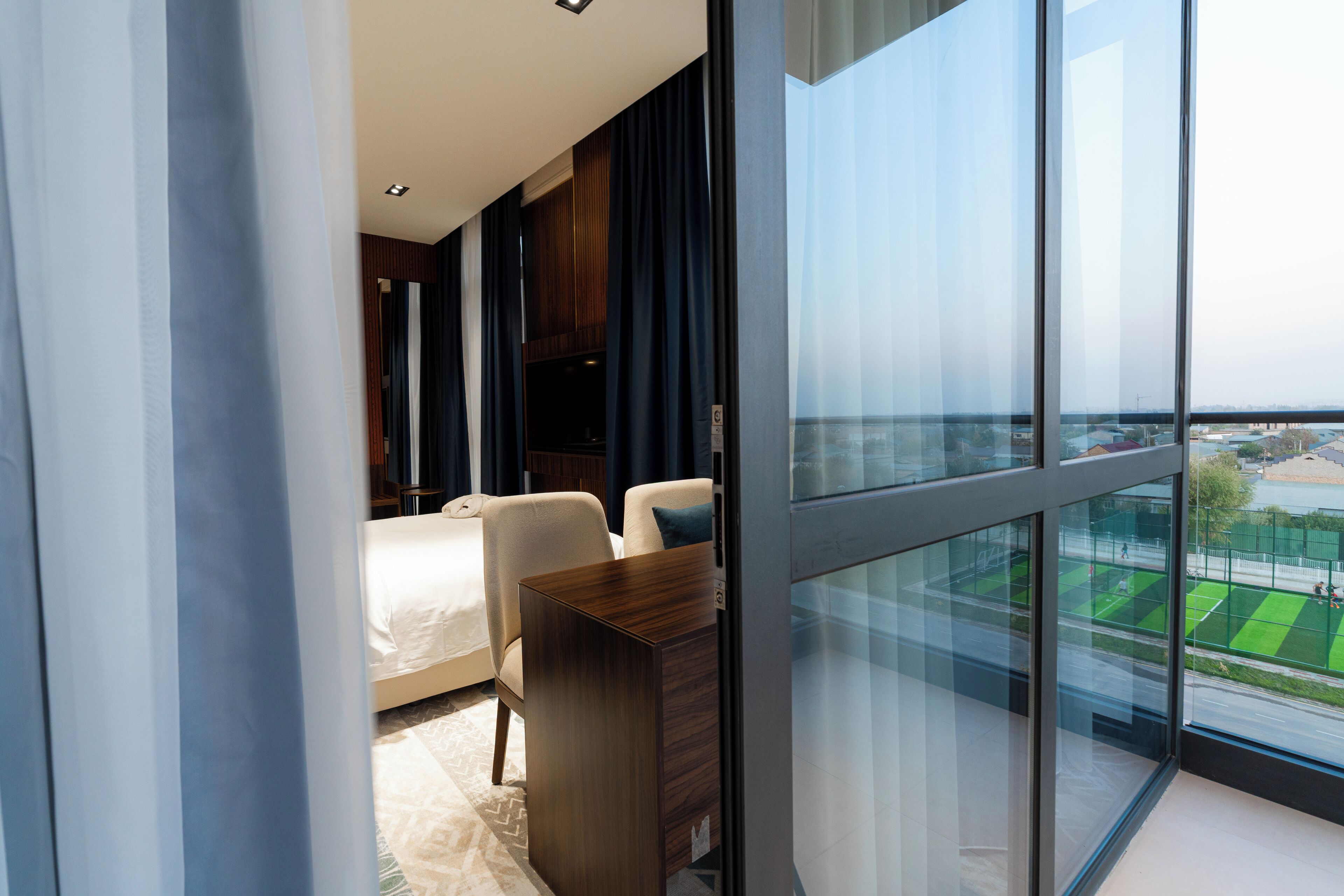 Ropa de cama hipoalergénica y minibar 