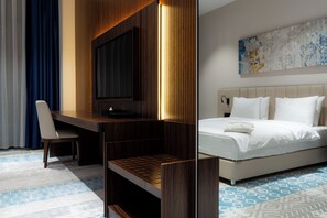Deluxe Room, Park View | Hypo-allergenic bedding, minibar, in-room safe, individually decorated - Fergana Hotel Tashkent (Tashkent)