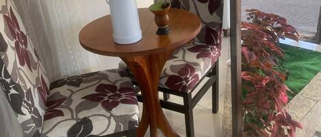 屋外ダイニングエリア