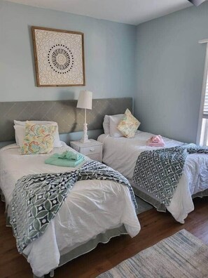 3 chambres, Wi-Fi gratuit, draps fournis