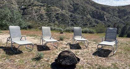 Desert Nest — 2bd cabin on ridge with mountain views