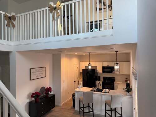 Fabulous 4-bedroom house with in charming Charlotte Near Downtown