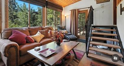 Cozy cabin right at Lewis Creek Trail, near Yosemite, Bass lake