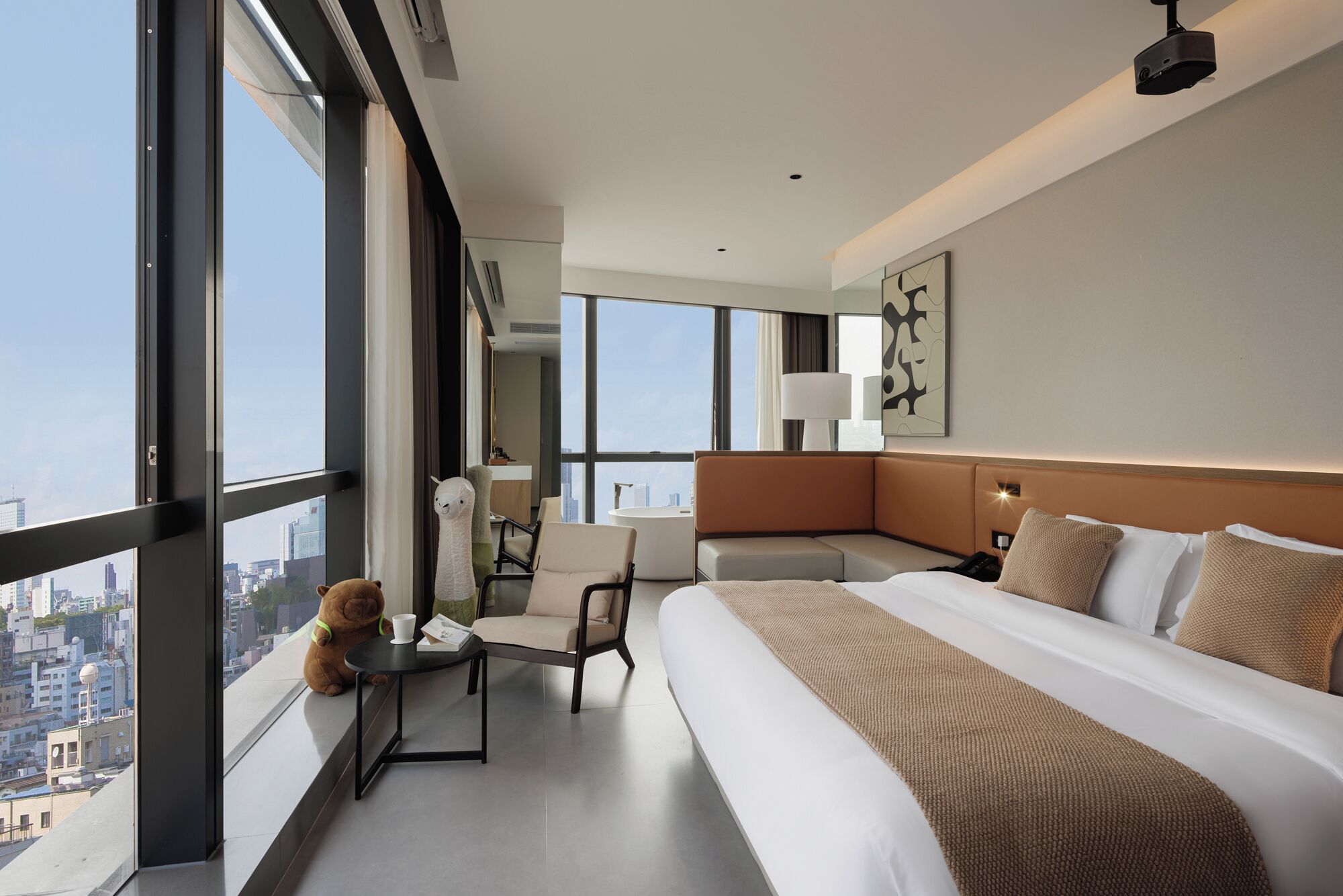 Panorama-Zimmer, Badewanne | Ausblick vom Zimmer