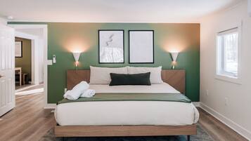 Bureau, fer et planche Ă repasser, lit parapluie, Wi-Fi gratuit