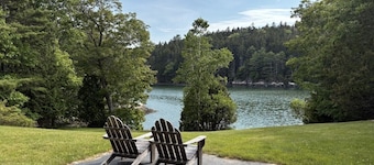 Private dock on Sheepscot River Minutes from town & Coastal Maine Botanical Gardens!